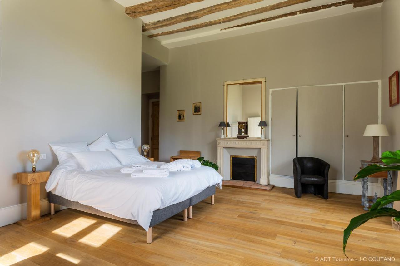 Chateau De Valesne Sache Luaran gambar